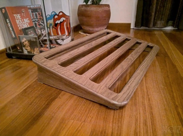 Custom Pedalboard - Πεταλιέρα DIY