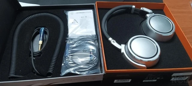 NEUMANN NDH 20 Closed Dynamic Headphone