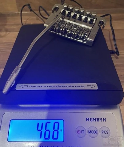 Kahler Tremelo 2215 Stud Mount model. Vi