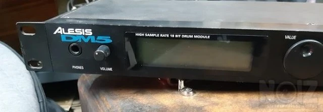 ALESIS DM5 drums module
