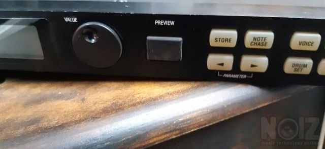 ALESIS DM5 drums module
