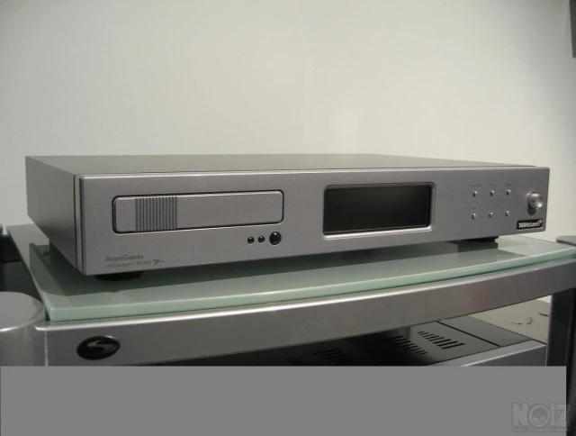 CD  Transport  Tag Maclaren  Avantgarde  