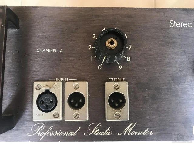 Turner B302 XLR (Τελικός Ενισχυτής)