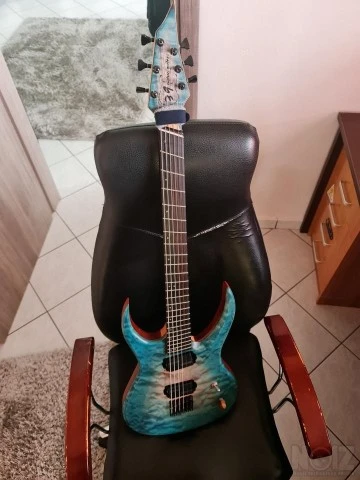 39 Custom Guitar - Multiscale 6 String