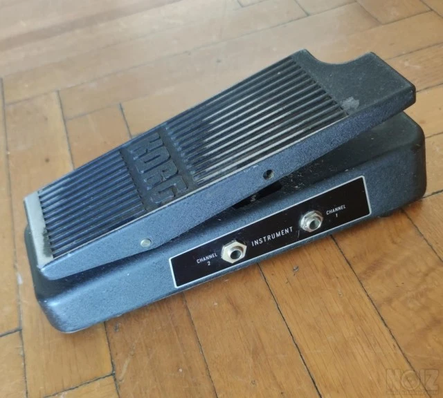KORG FK-3 vintage stereo volume pedal