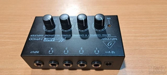 Micro AMP HA400 Behringer in ear