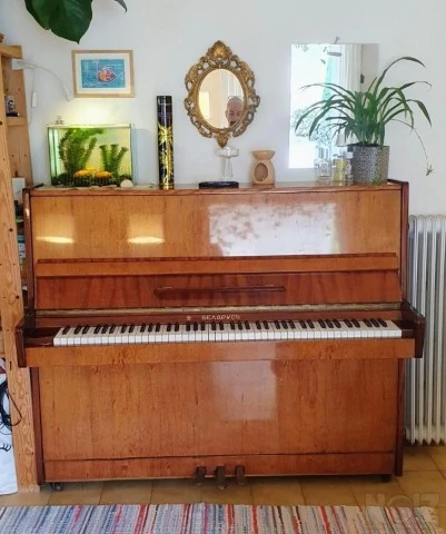 Πιάνο Upright Belarus