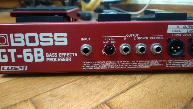 πεταλιέρα BOSS GT-6B για μπάσο / ανταλλα