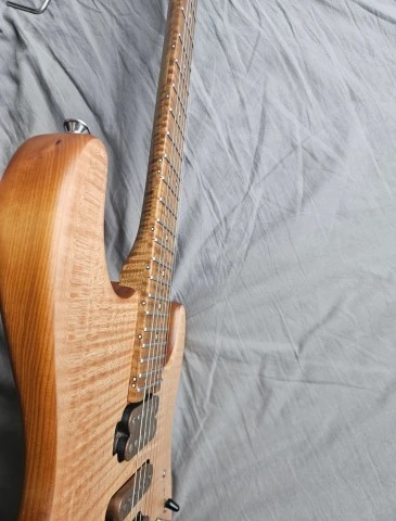 Charvel Guthrie Govan Signature USA 