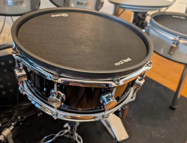 Roland V51