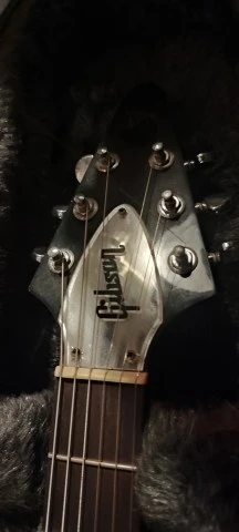 Gibson v mirr. in u.s.a. του 2000s