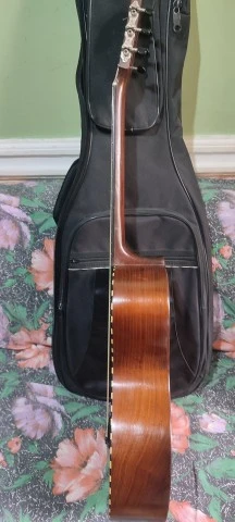 κιθαρονι parlor , κατασκευής Μάνος Λάντζανακης