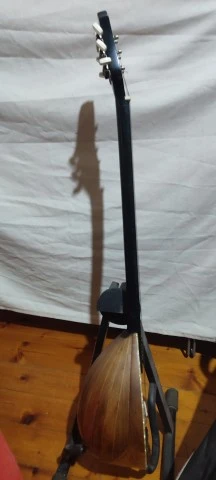 τζουράς σε άριστη καταστάση με δυνατό γλύκο ήχο