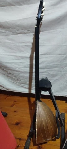 τζουράς σε άριστη καταστάση με δυνατό γλύκο ήχο