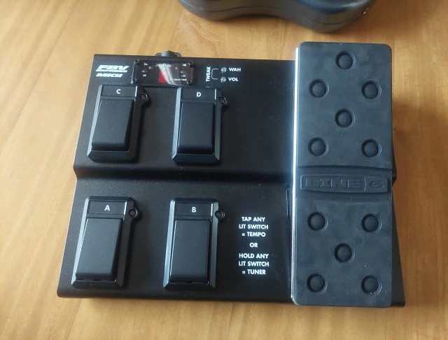 Line 6 Bass POD XT