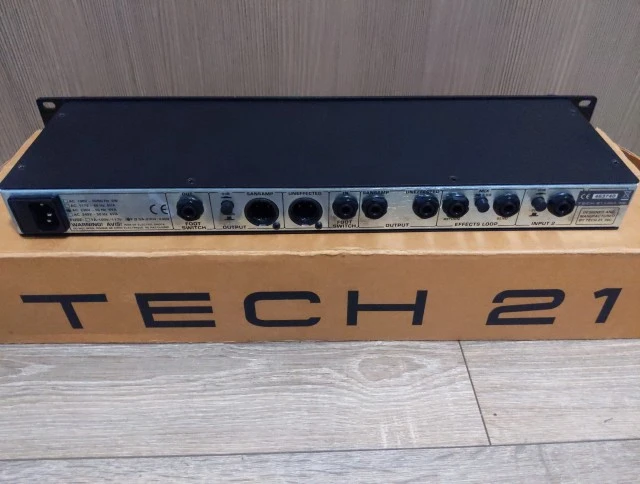 Tech 21 SansAmp RBI