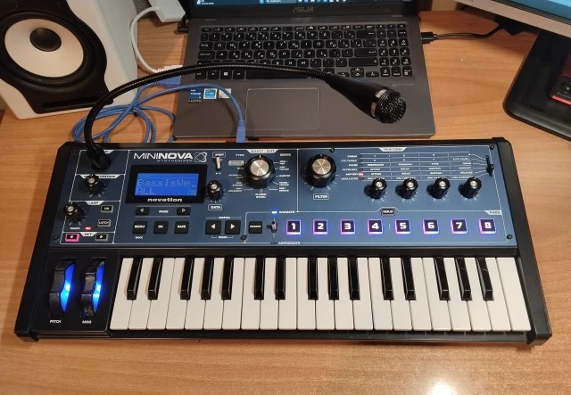 Novation MiniNova + Soft Case