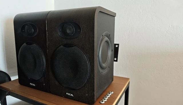 Focal Shape 50