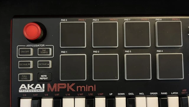 Akai Professional MPK Mini MK2