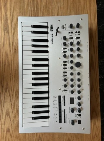 Korg Minilogue