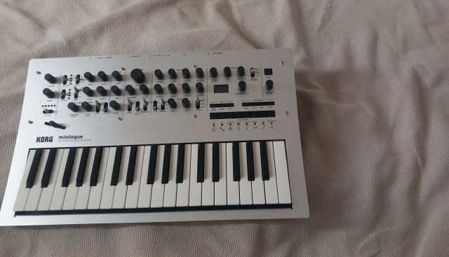 Korg Minilogue