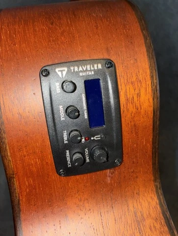 Traveler Guitars Redlands Concert Bass