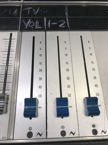 Neve VR36 - 36κάναλη Αναλογική Κονσόλα Ηχογράφησης