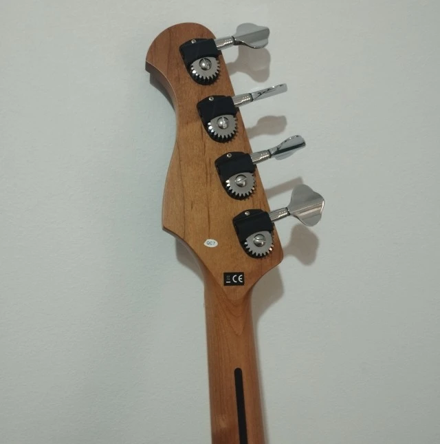 Harley Benton MV-4P