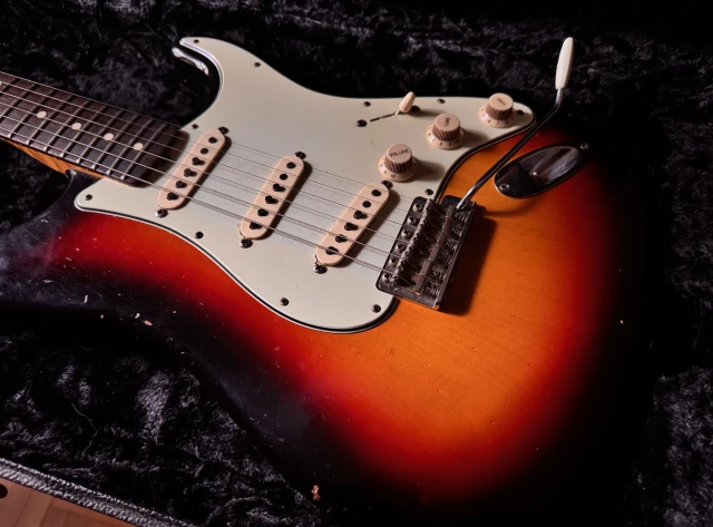 Fender Custom Shop Stratocaster - Willcutt True '62 Journeyman Relic 2016