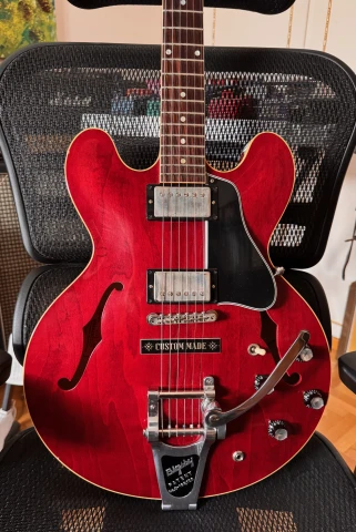 Gibson Custom Shop 1961 ES-335 Reissue VOS - Sixties Cherry (w/Bigsby)
