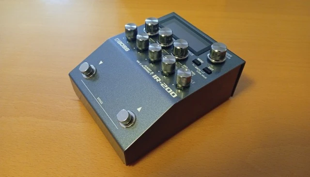 Boss IR-200 Amp & IR Cab Simulator