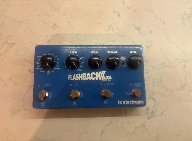 TC Electronic Flashback X4 Delay