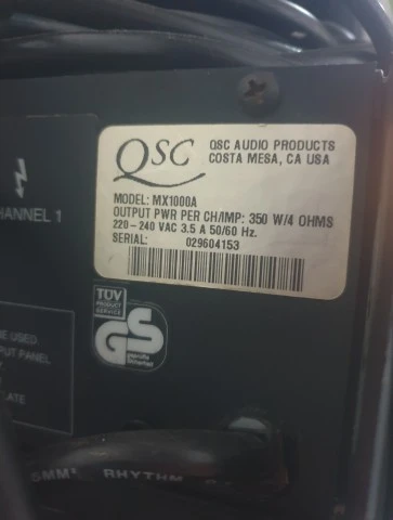 QSC MX1000a