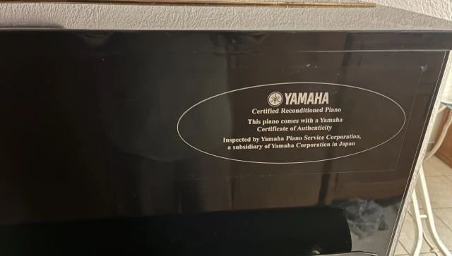 Yamaha U1 (E/FL)