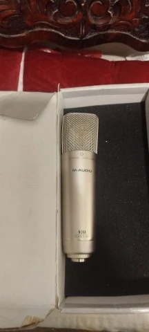 M-Audio Nova