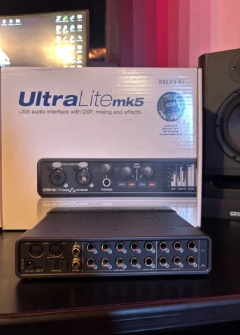 MOTU Ultralite Mk5