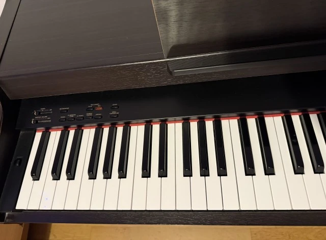 Yamaha Clavinova Clp - 153S
