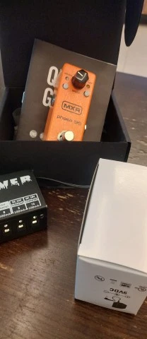 Πακέτο MXR Phase 95 (Καινούργιο) + Τροφοδοτικό Caline CP-05