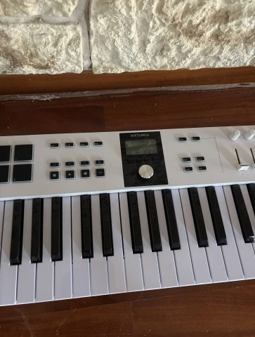 Arturia KeyLab Essential 61 MK3
