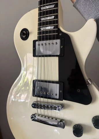 Gibson Les Paul Studio Alpine White
