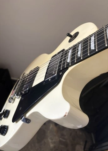 Gibson Les Paul Studio Alpine White