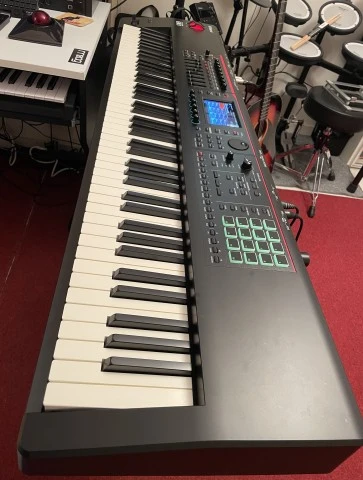 Roland Fantom 08