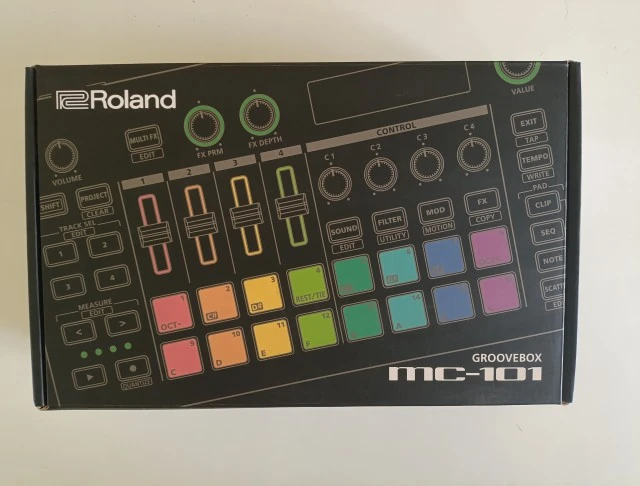 Roland MC-101