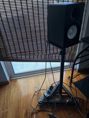 Yamaha HS5