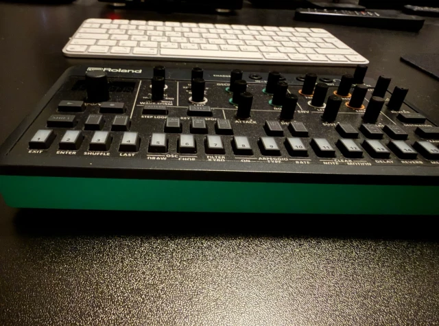 Roland AIRA Compact S-1