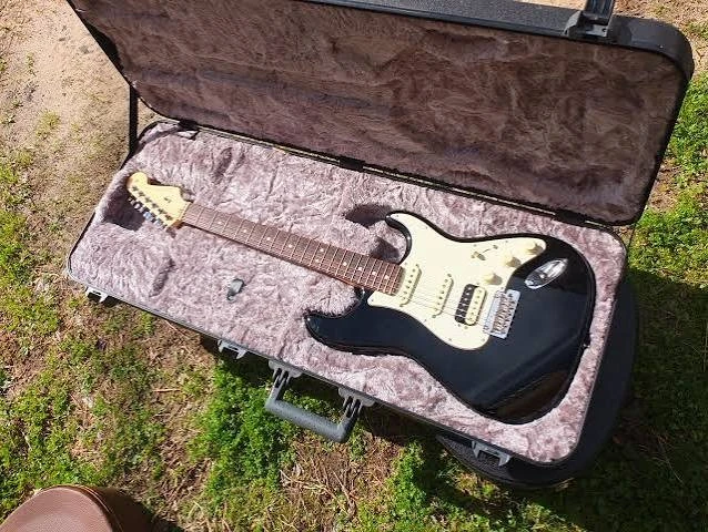 Fender American Professional Stratocaster HSS