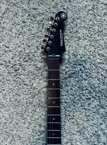 Yamaha Pacifica 612V II FM TBL