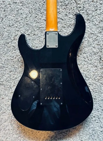 Yamaha Pacifica 612V II FM TBL