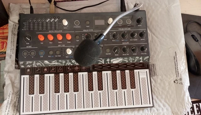 Arturia MicroFreak
