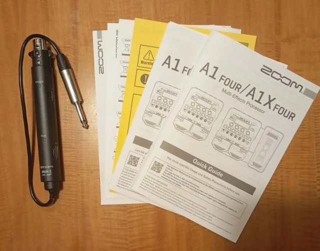 Zoom A1X FOUR Acoustic Multi Effects Processor With Expression Pedal